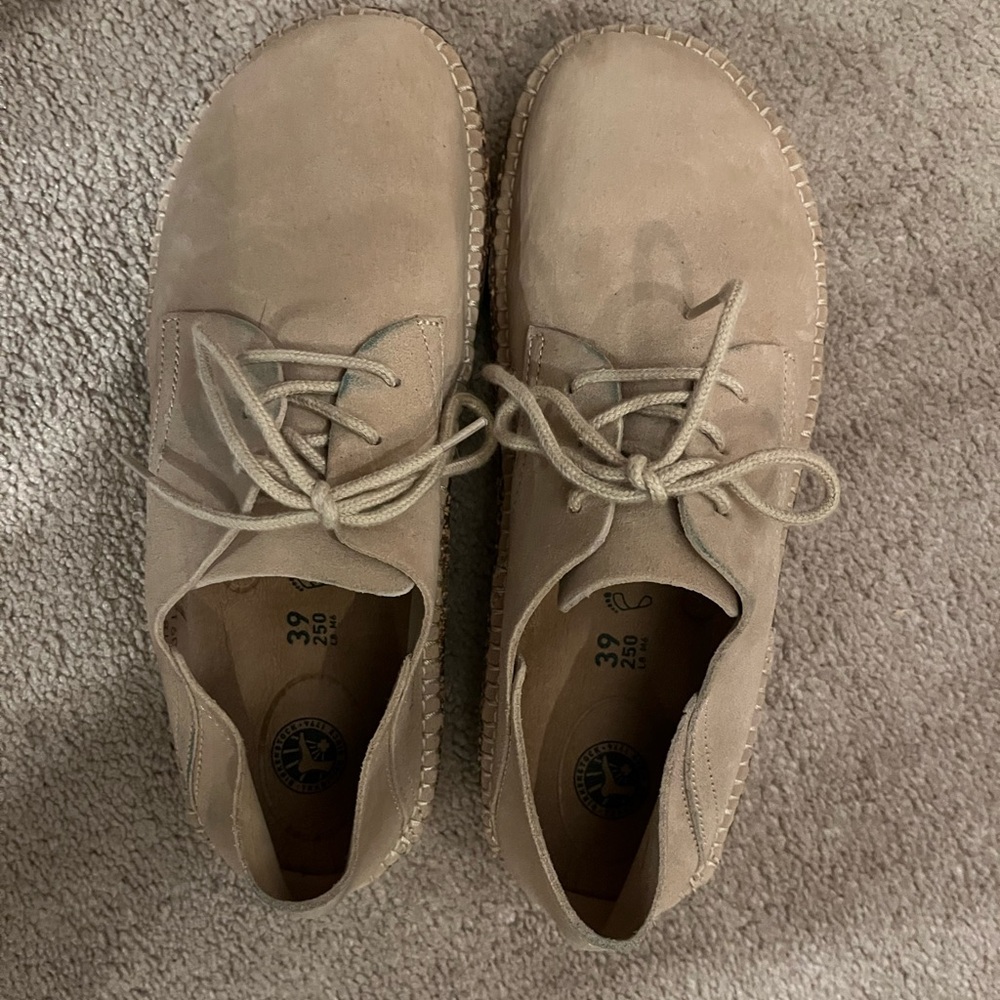 Birkenstock Gary Beige Suede Oxfords